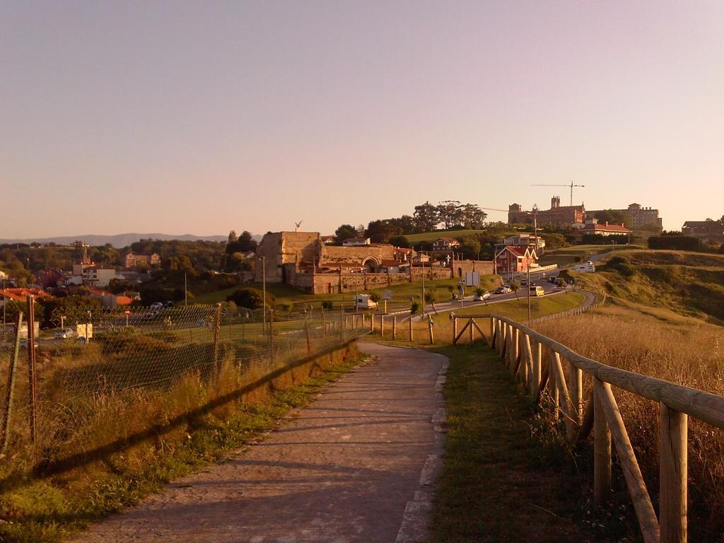 Pension Vega De Pas Comillas Luaran gambar