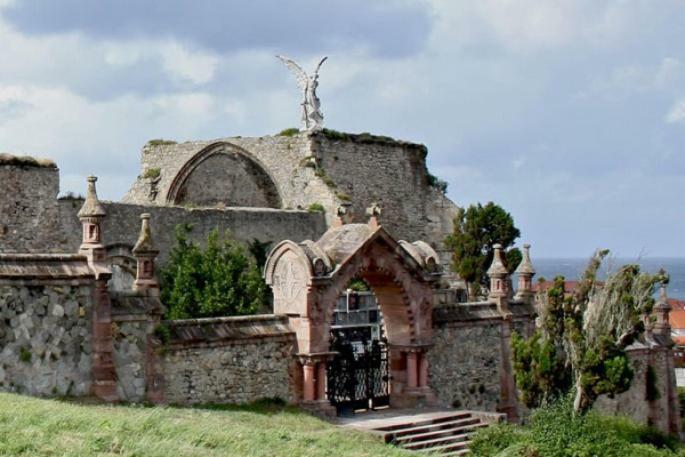 Pension Vega De Pas Comillas Luaran gambar